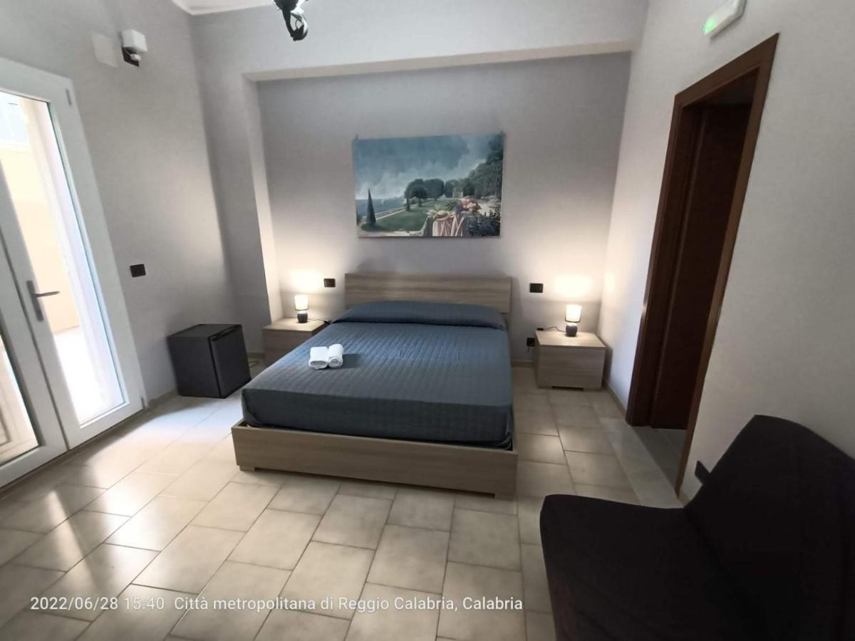 Nonna Rosa Hotel Reggio di Calabria Bagian luar foto